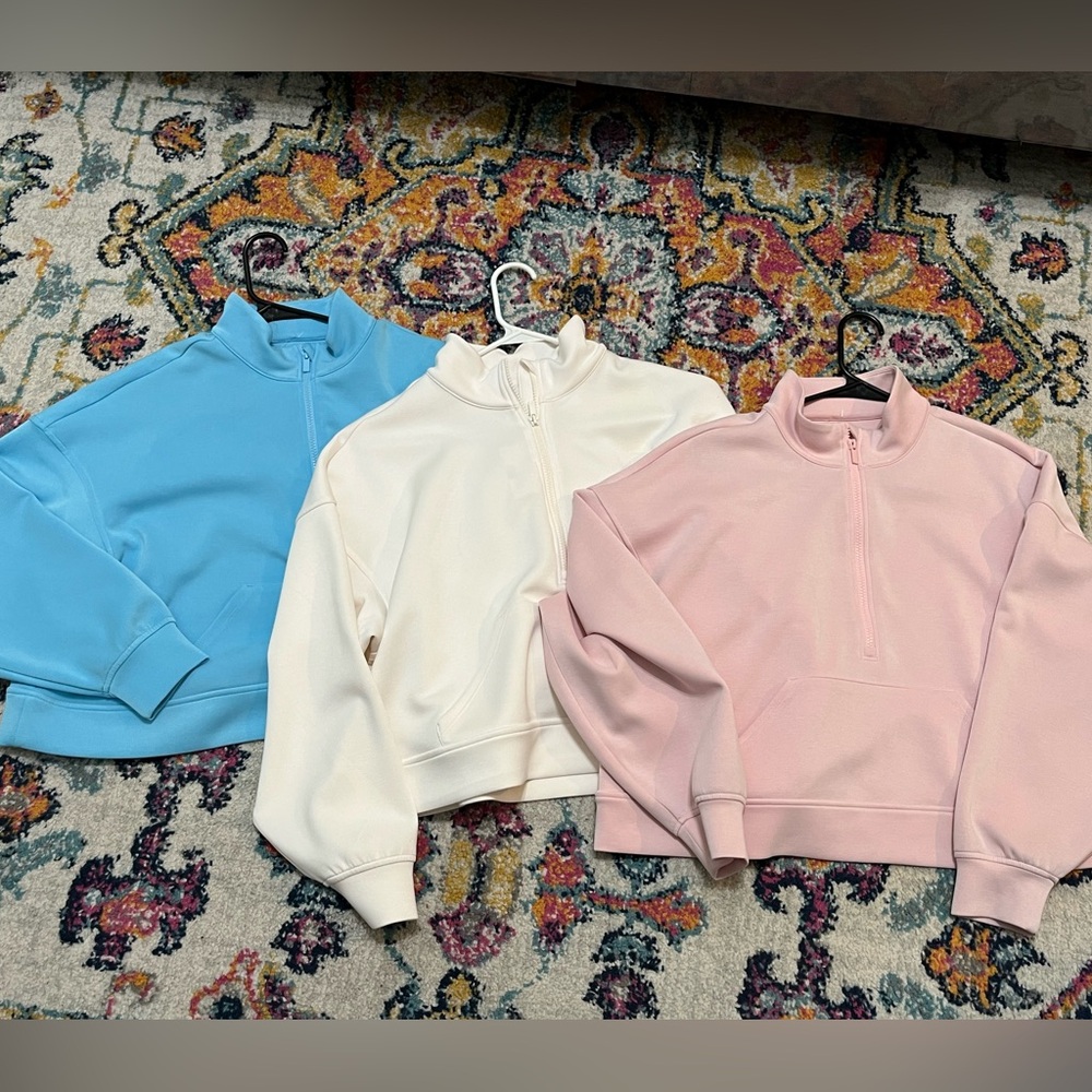 3 women’s pullovers • NWOT • size large